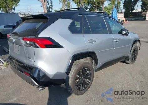 2022 Toyota Rav4 Hybrid Xse z USA, uszkodzony, nr VIN 4T3E6RFV8NU076709